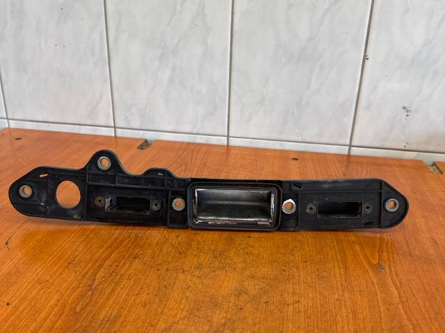 bontott VW PASSAT B6 Csomagtérajtó Kilincs