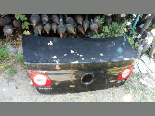 bontott VW PASSAT B6 Csomagtérajtó (Részeivel)