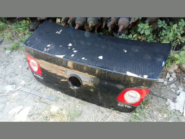 bontott VW PASSAT B6 Csomagtérajtó (Részeivel)