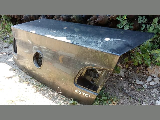 bontott VW PASSAT B6 Csomagtérajtó (Részeivel)