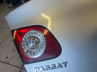 bontott VW PASSAT B6 Csomagtérajtó (Üres lemez)