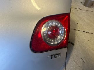 bontott VW PASSAT B6 Csomagtérajtó (Üres lemez)