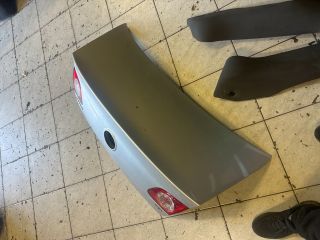 bontott VW PASSAT B6 Csomagtérajtó (Üres lemez)