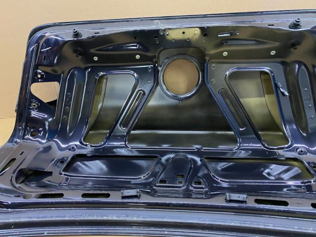 bontott VW PASSAT B6 Csomagtérajtó (Üres lemez)