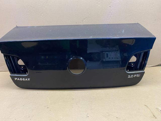 bontott VW PASSAT B6 Csomagtérajtó (Üres lemez)