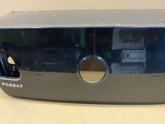 bontott VW PASSAT B6 Csomagtérajtó (Üres lemez)