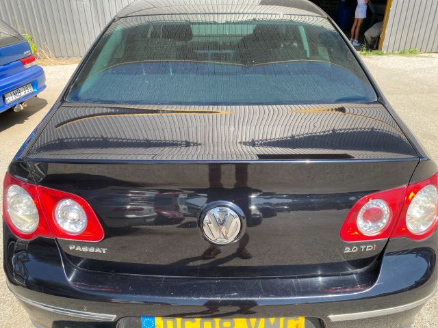 bontott VW PASSAT B6 Csomagtérajtó (Üres lemez)