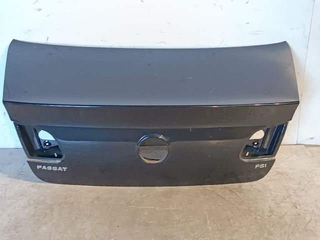 bontott VW PASSAT B6 Csomagtérajtó (Üres lemez)