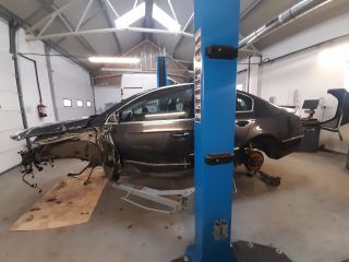 bontott VW PASSAT B6 Csomagtérajtó (Üres lemez)