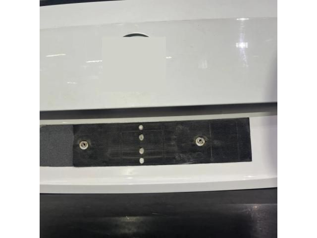 bontott VW PASSAT B6 Csomagtérajtó (Üres lemez)