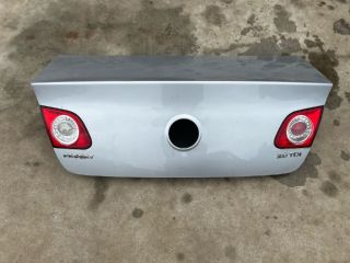 bontott VW PASSAT B6 Csomagtérajtó (Üres lemez)