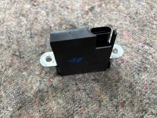 bontott VW PASSAT B6 Csomagtérajtó Zárbetét