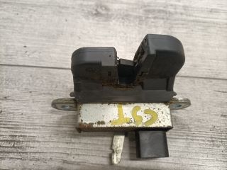 bontott VW PASSAT B6 Csomagtérajtó Zárszerkezet