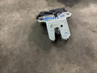 bontott VW PASSAT B6 Csomagtérajtó Zárszerkezet