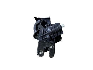 bontott VW PASSAT B6 Csomagtérajtó Zárszerkezet