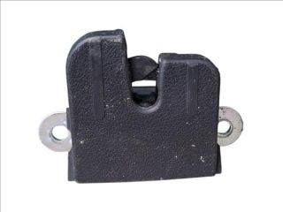 bontott VW PASSAT B6 Csomagtérajtó Zárszerkezet