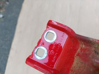 bontott VW PASSAT B6 Csomagtérajtó Zsanér