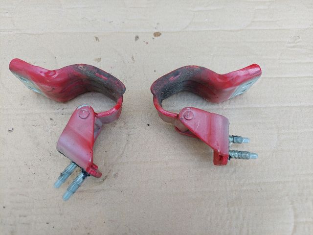 bontott VW PASSAT B6 Csomagtérajtó Zsanér