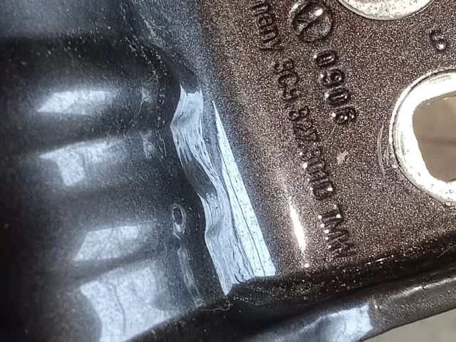 bontott VW PASSAT B6 Csomagtérajtó Zsanér