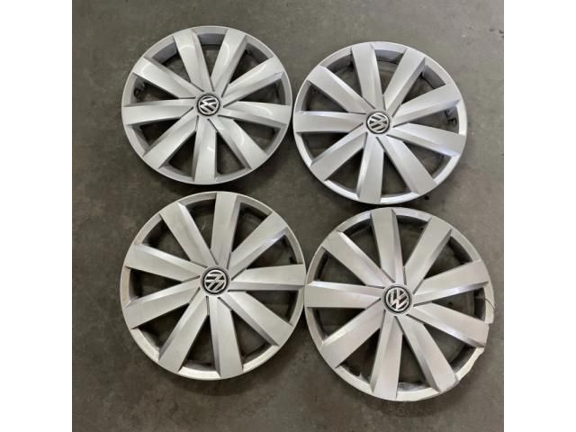 bontott VW PASSAT B6 Dísztárcsa (1 db)