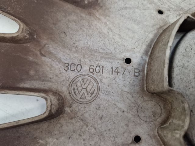 bontott VW PASSAT B6 Dísztárcsa (1 db)