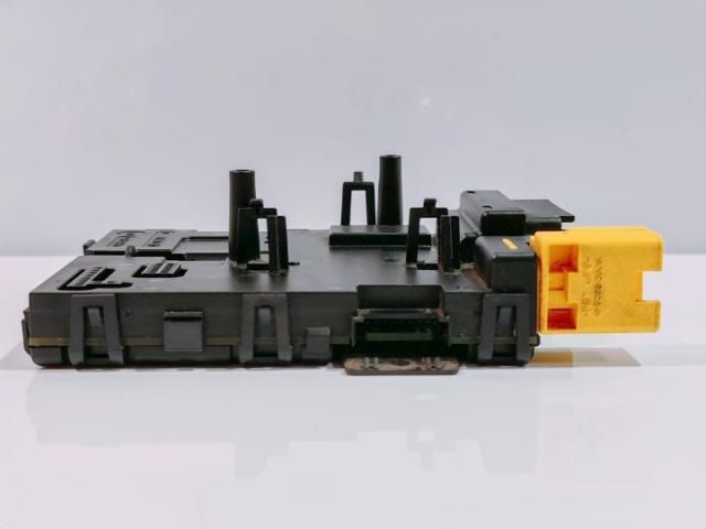 bontott VW PASSAT B6 Elektronika (Magában)