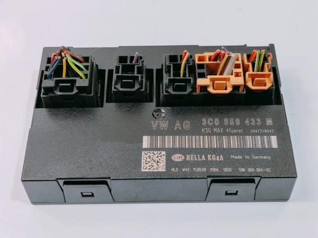 bontott VW PASSAT B6 Elektronika (Magában)