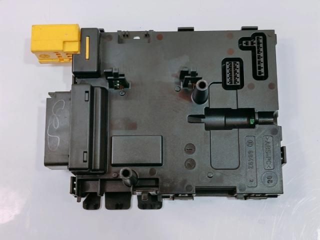 bontott VW PASSAT B6 Elektronika (Magában)