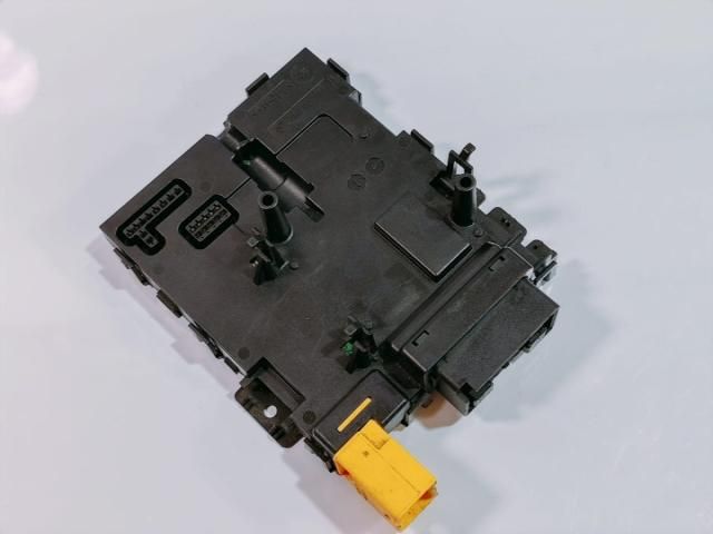 bontott VW PASSAT B6 Elektronika (Magában)