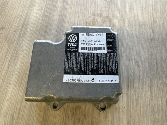 bontott VW PASSAT B6 Elektronika (Magában)