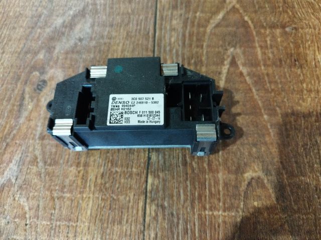 bontott VW PASSAT B6 Előtét Ellenállás Fűtőmotor