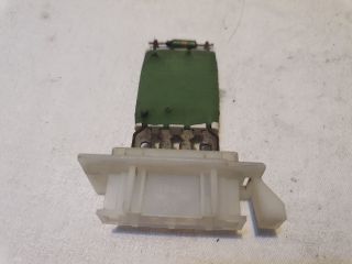 bontott VW PASSAT B6 Előtét Ellenállás Fűtőmotor