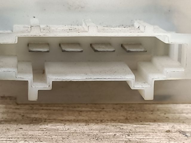 bontott VW PASSAT B6 Előtét Ellenállás Fűtőmotor