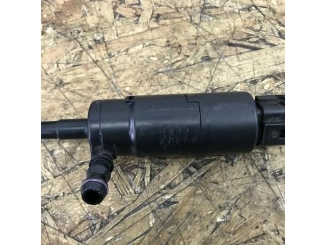 bontott VW PASSAT B6 Első Ablakmosó Szivattyú