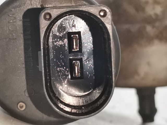 bontott VW PASSAT B6 Első Ablakmosó Szivattyú