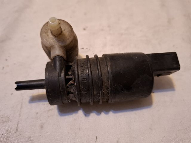 bontott VW PASSAT B6 Első Ablakmosó Szivattyú