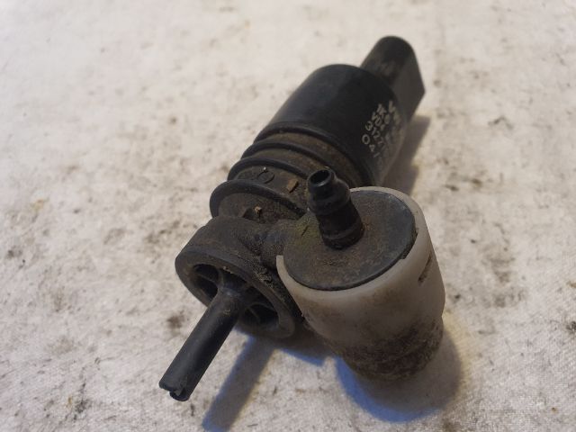 bontott VW PASSAT B6 Első Ablakmosó Szivattyú