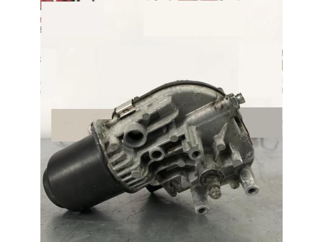 bontott VW PASSAT B6 Első Ablaktörlő Motor