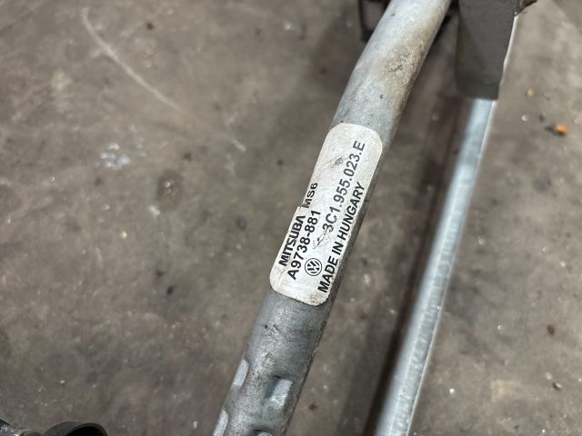 bontott VW PASSAT B6 Első Ablaktörlő Motor