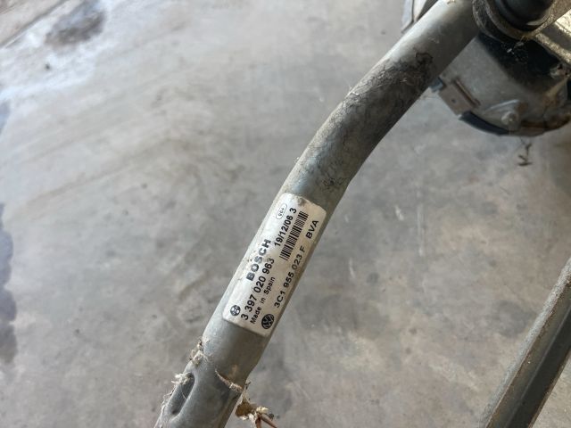 bontott VW PASSAT B6 Első Ablaktörlő Szerkezet Motorral