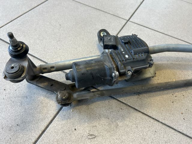 bontott VW PASSAT B6 Első Ablaktörlő Szerkezet Motorral