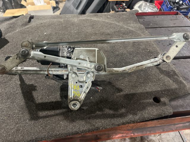 bontott VW PASSAT B6 Első Ablaktörlő Szerkezet Motorral