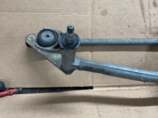 bontott VW PASSAT B6 Első Ablaktörlő Szerkezet Motorral