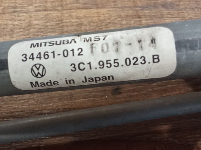 bontott VW PASSAT B6 Első Ablaktörlő Szerkezet Motorral