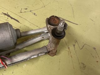 bontott VW PASSAT B6 Első Ablaktörlő Szerkezet Motorral