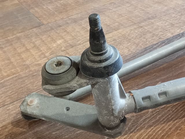 bontott VW PASSAT B6 Első Ablaktörlő Szerkezet Motorral