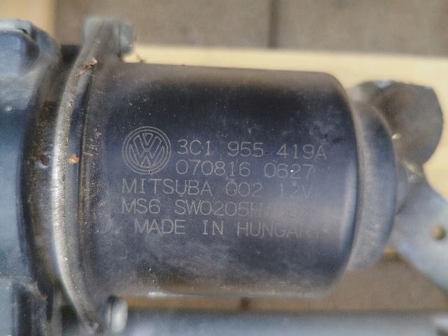 bontott VW PASSAT B6 Első Ablaktörlő Szerkezet Motorral