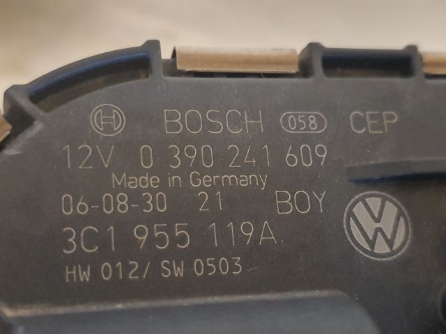 bontott VW PASSAT B6 Első Ablaktörlő Szerkezet Motorral