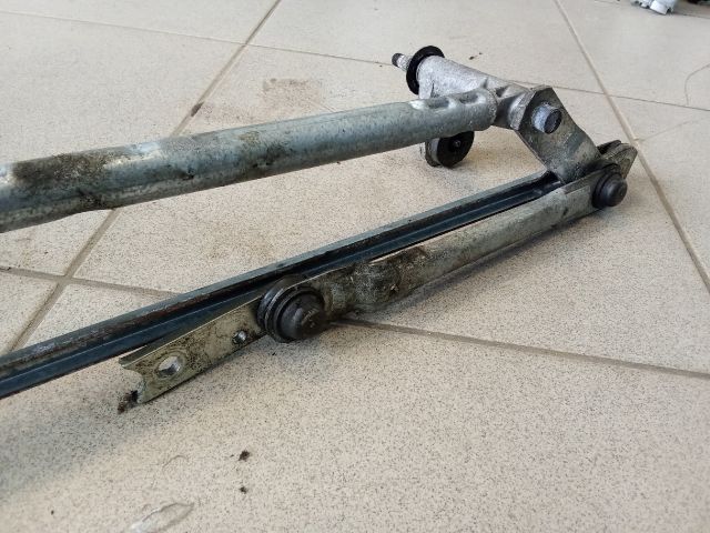 bontott VW PASSAT B6 Első Ablaktörlő Szerkezet