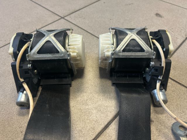 bontott VW PASSAT B6 Első Biztonsági Öv Pár (Feszítővel)